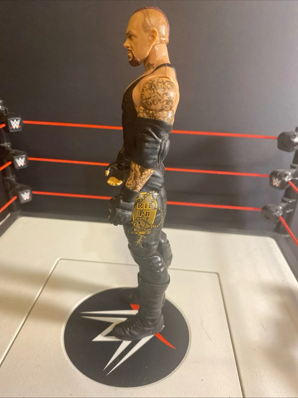 Undertaker WWE‎ 2011 Mattel Basic Series WrestleMania Heritage Action Figure